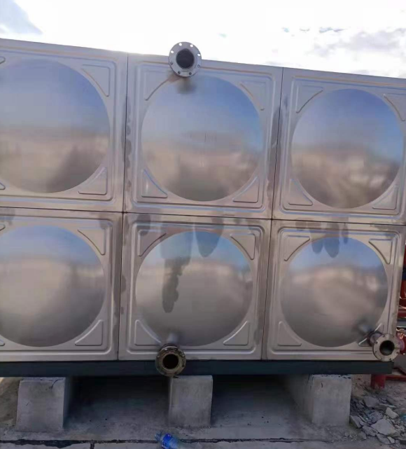 郴州组合式不锈钢水箱，玻璃钢水箱的替代品，不锈钢冲压板组合水箱